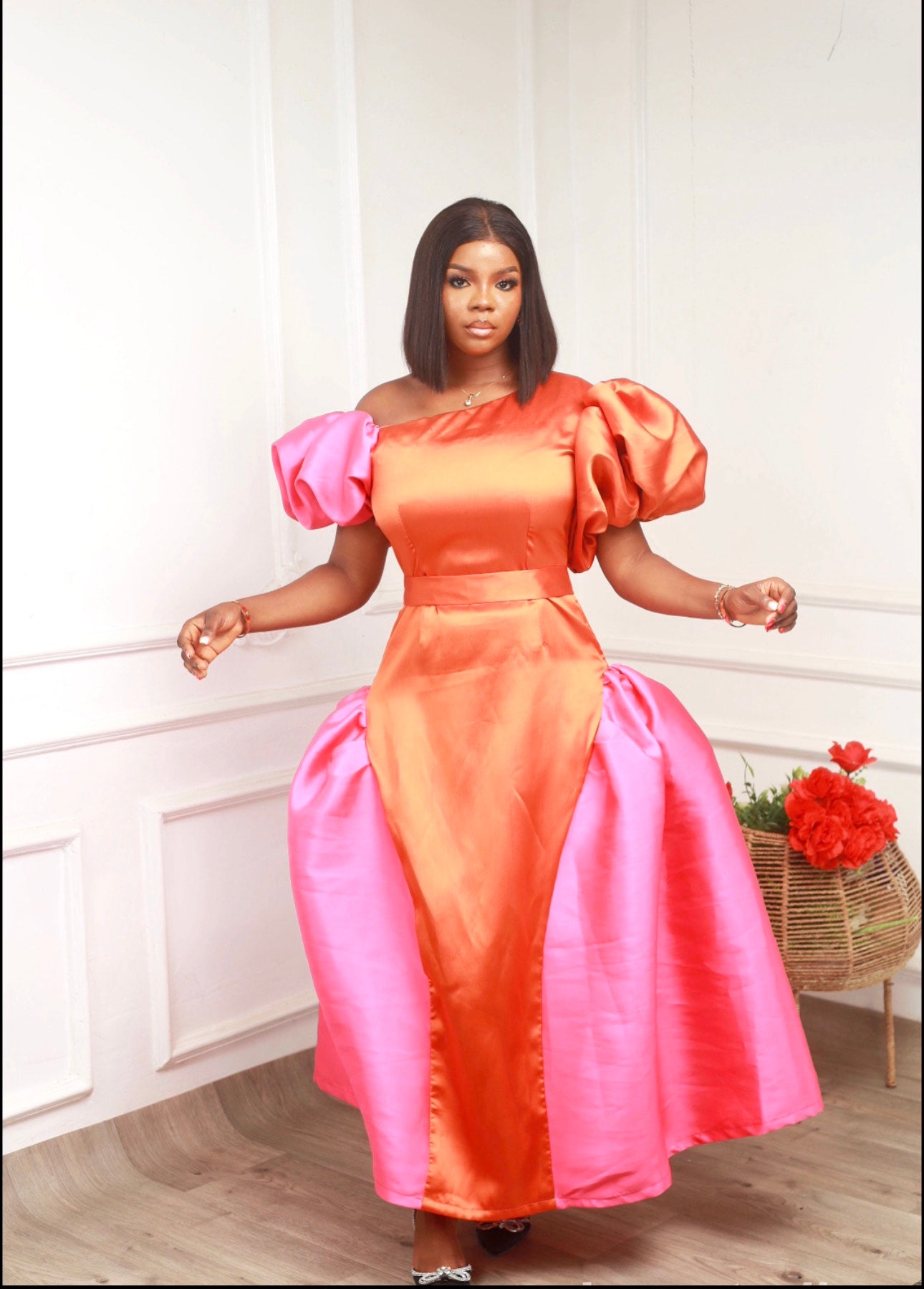 ARIA GLAMOROUS DRESS