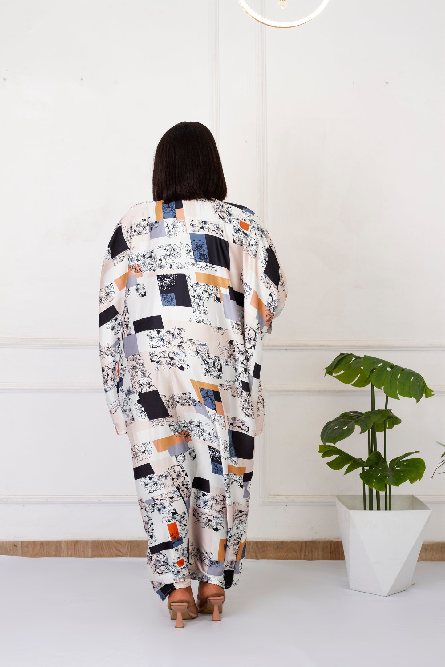 RICH AUNTY CLARA KAFAN- WHITE